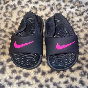 Baby Nike Slides 🩷